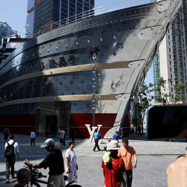 A luxury experience in China: Global high-end brands bet on conceptual stores to revive sales